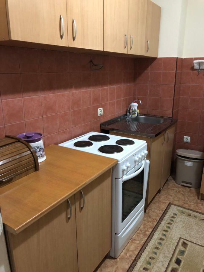 Apartment Family Ulcinj Buitenkant foto