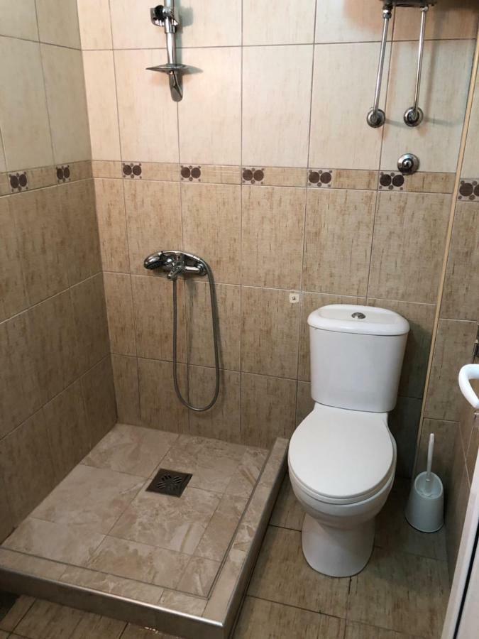 Apartment Family Ulcinj Buitenkant foto